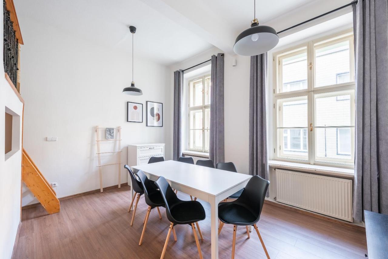 Budget Reznicka apartment Praga Exterior foto